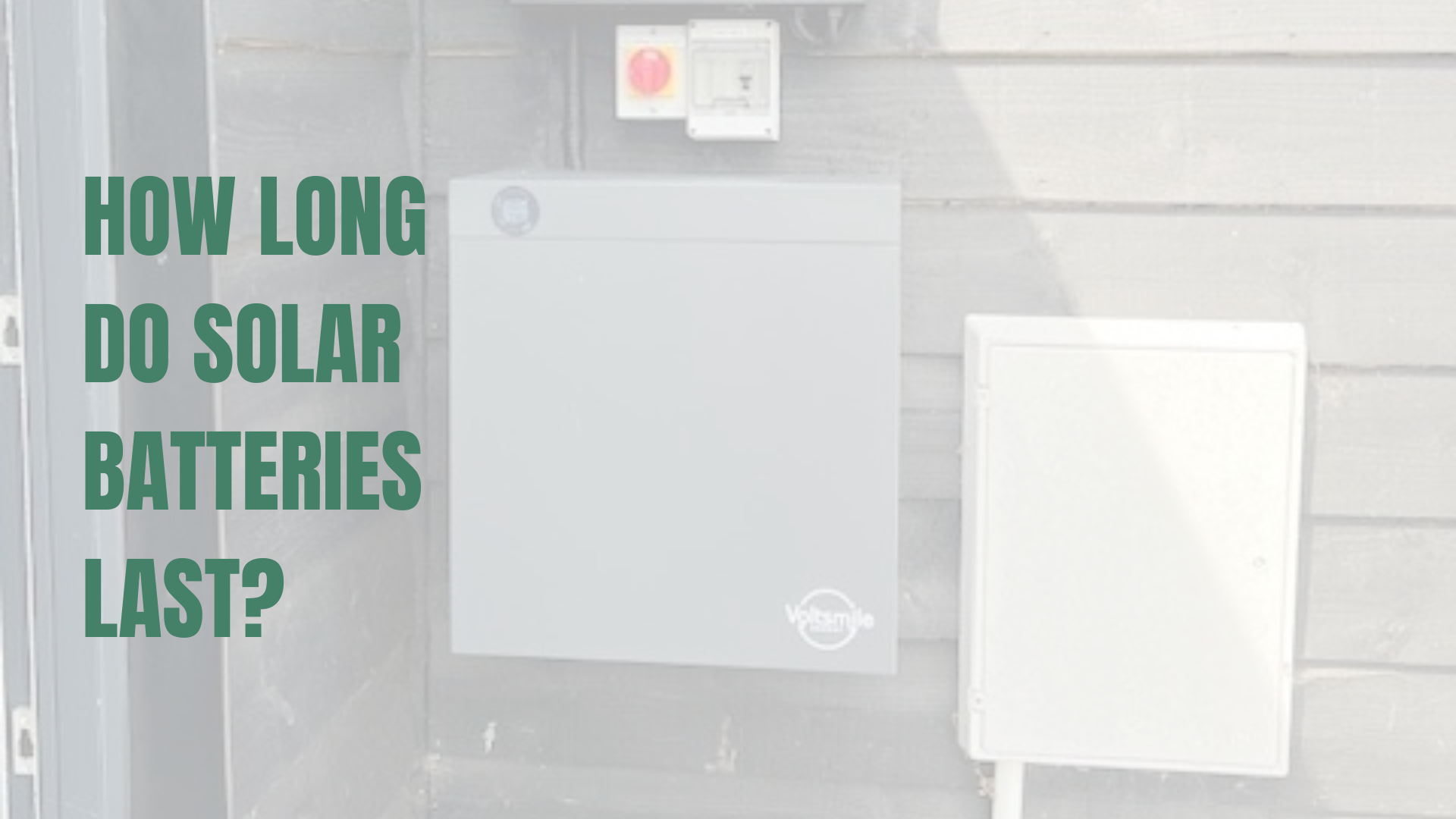 Solar battery installation on an external wall