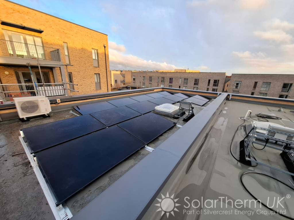 Solar installation on a flat roof
