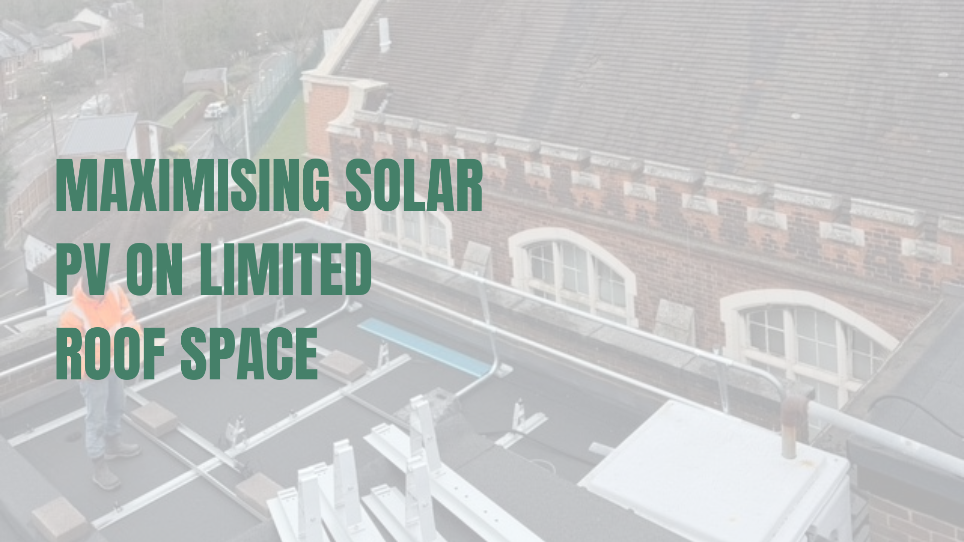 Mounting kit on a commercial flat roof