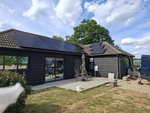 Solar panel installation on a bungalow in Aylesbury, Hertfordshire
